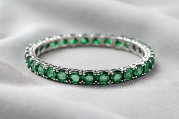 Green Alexandrite Bracelet: Rare Color-Change Alexandrite Jewelry, Tennis Bracelets & Designs for Women