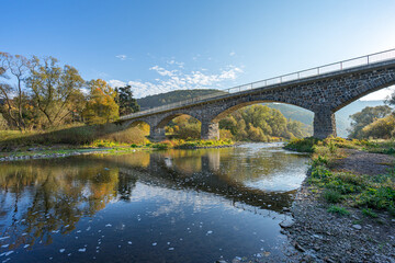 Eine Br&uuml;cke &uuml;ber die Eder
