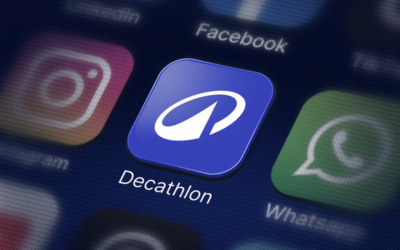 Decathlon logo sur un &eacute;cran