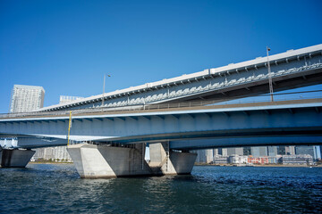 冬の青空と豊洲から見た晴海　晴海運河　東京都江東区豊洲