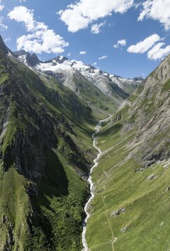 R&ouml;tspitze, Umbaltal with river Isel, Hohe Tauern National Park, East Tyrol, Tyrol, Austria