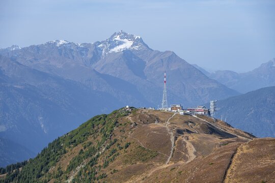 Venet mountain station and summit, Venet mountain railway, behindHoher Riffler, &Ouml;tztal Alps, Tyrol, Austria