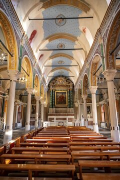 Interior view of the Basilica of San Giorgio in Ano Syros, nave with benches and altar, Ano Syros, Syros, Cyclades, Greece