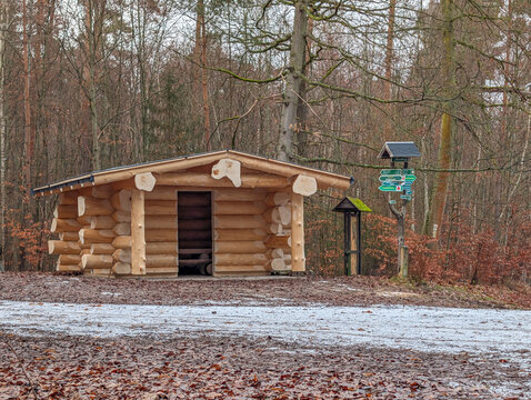 Neue Ratsbergh&uuml;tte in P&ouml;&szlig;neck Ersatz nach Brandstiftung