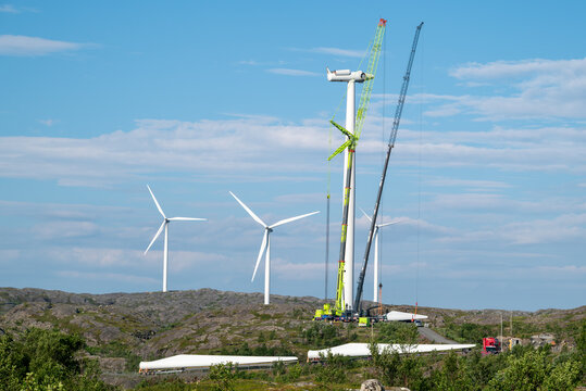 Installation of a wind turbine.