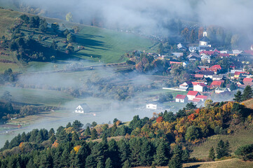 Sromowce Niżne- wieś w Polsce