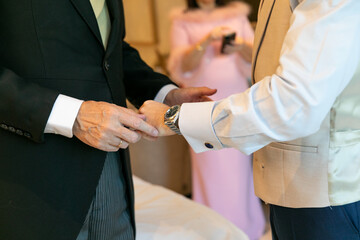 mano, agiotaje, empresario, boda, vestir, pu&ntilde;o, manga, novio, preparaci&oacute;n