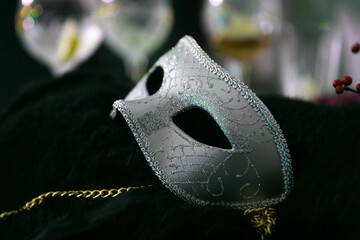antifaz, carnaval, mascarada, veneciano, fiesta, disfraces, venecia, festival, disfraz, misterio, dorada, celebraciones, negro, fantas&iacute;a, teatro, decoraciones, vacaciones, diversi&oacute;n, beldad, tradicion