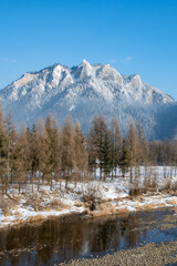 Trzy Korony &ndash; najwyższa g&oacute;ra Pienin Środkowych należąca do Masywu Trzech Koron.