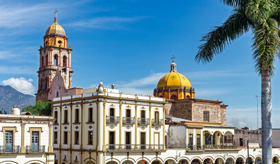paisaje, ciudad, montagna, poblado, cielo, viajando, pueblo, arquitectura, mar, impresiones, turismo, italia, naturaleza, panorama, casa, europa, nube, verano, costa, cerro, paisaje urbano, edificio, 