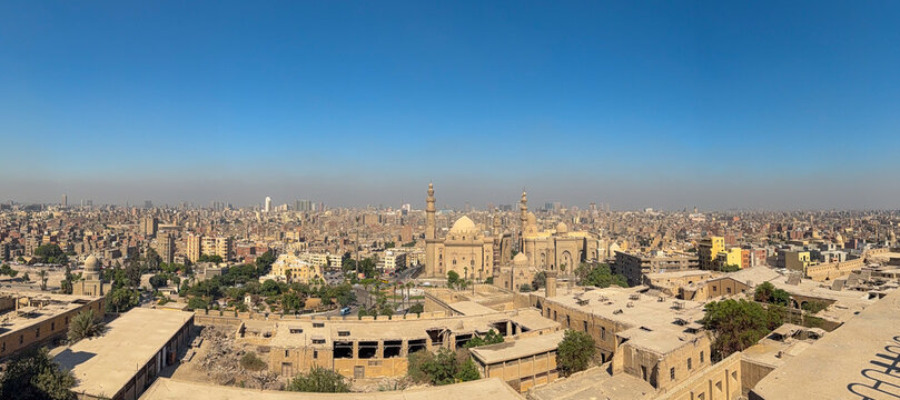 High resolution panoramic view of Cairo from the Citadel of Saladin