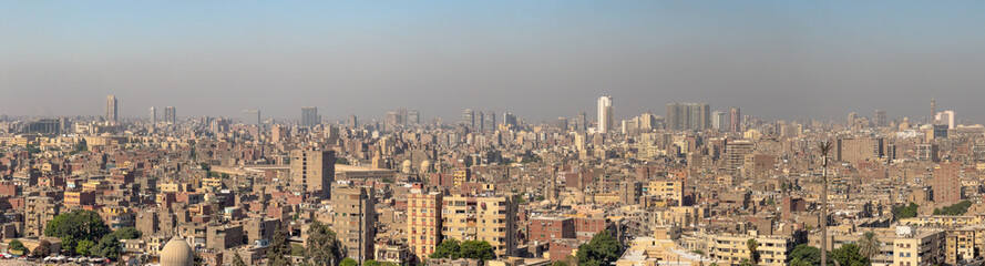 Obraz premium Wide panoramic skyline of Cairo viewed from the historic Citadel