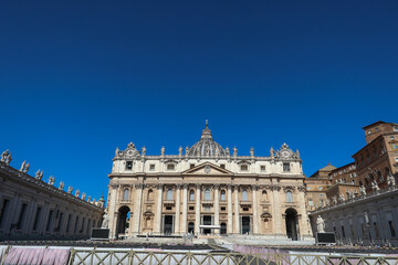 Obraz premium facade of St. Peter's Basilica in the Vatican