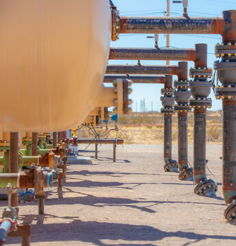 Gas and oil processing facility