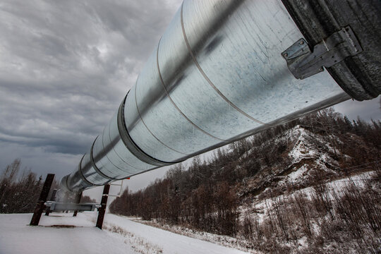 Views of the Alyeska Pipeline