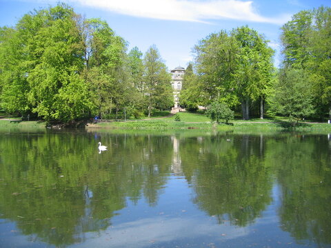 Gro&szlig;er Parkteich im Schlossgarten von Gotha