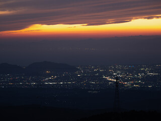 夕暮れの夜景