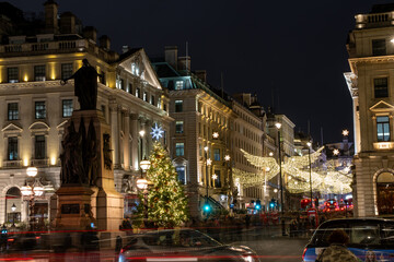 Fototapeta premium Festive Night in City Center Streets