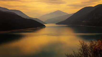Obraz premium Zhinvali reservoir scenery, travel georgia, Caucasus