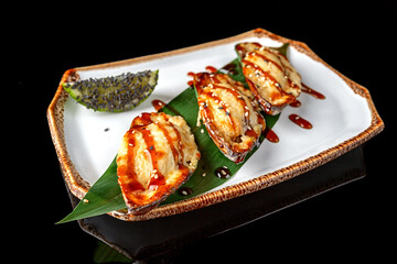 Baked Mussels With Cheese Sauce