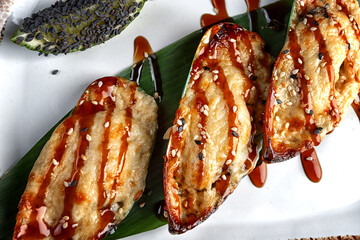 Baked Mussels With Cheese Sauce