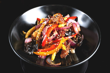 Spiced veal with vegetables dark