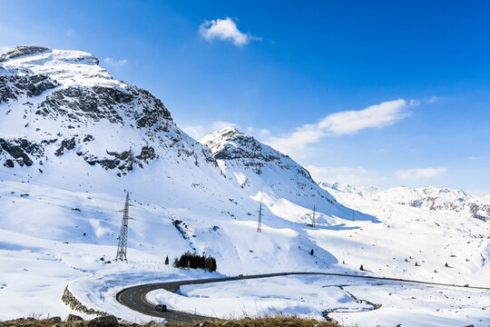 Bivio, Julierpass, Passstrasse, Passh&ouml;he, Bergstrasse, Engadin, Alpen, Piz Turba, Piz Platta, Winter, Winterwanderweg, Wintersport, Neuschnee, Schneedecke, Graub&uuml;nden, Schweiz
