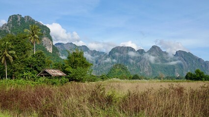 Laos - Karststeingebirge in Vang Vieng