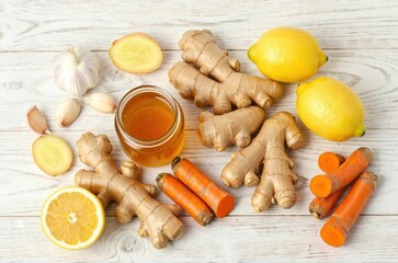 Natural Immunity Boosters: Ginger, Lemon, Garlic, Honey