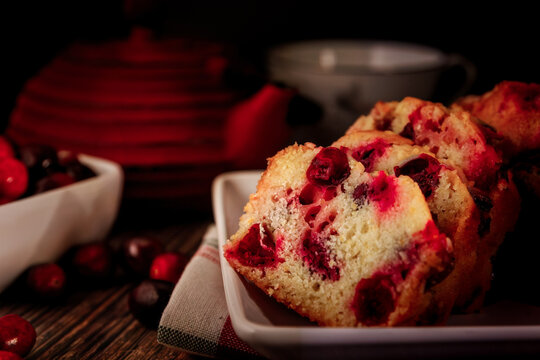 Orange-cranberry bread