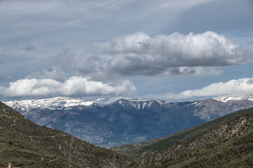 Fototapeta premium Blick auf das Maiella Gebirge in den Abruzzen