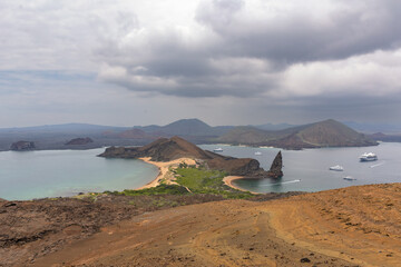 Panoramic view of Bartolom&eacute; Island in the Galapagos from its summit, featuring the iconic Pinnacle Rock formation