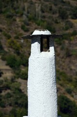 Chimenea t&iacute;pica de la Alpujarra en Pampaneira, provincia de Granada, Andaluc&iacute;a, Espa&ntilde;a
