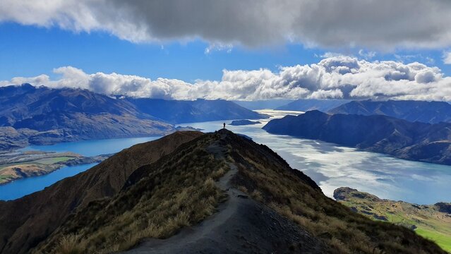 Mountain Scenic View landscape Hiking Roy's Peak New zealand