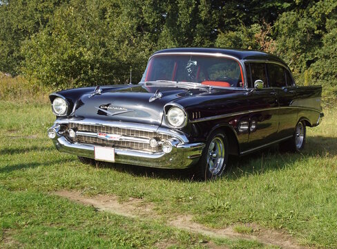 1957 Chevrolet Bel Air in schwarz