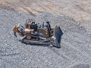 Formation of mine platforms with D11 type bulldozers for mining
