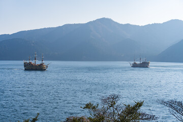 芦ノ湖の箱根海賊船の風景