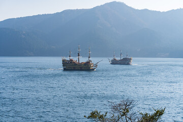 芦ノ湖の箱根海賊船の風景