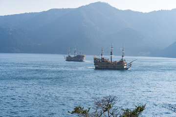 芦ノ湖の箱根海賊船の風景