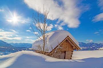 Allg&auml;u - H&uuml;tte - Chalet - Winter - romantisch - Pulverschnee - Tiefschnee - einsam