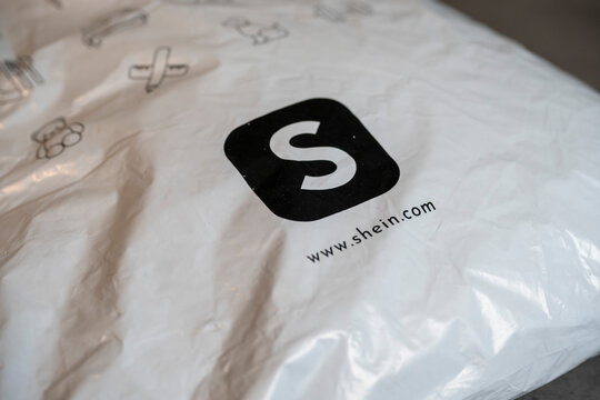 sac d'achat sur shein, achat en ligne en chine