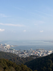 逢坂山から見える大津市街と琵琶湖