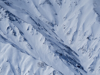 冠雪した北アルプスの山並み　長野県白馬村