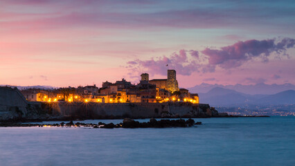Fototapeta premium Cityscape of Antibes at sunset