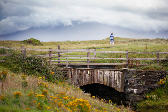 Man playing golf in Ireland