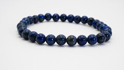 ラピスラズリ ブレスレット 白背景 マクロ撮影