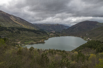 Blick auf den Lago di Scanno