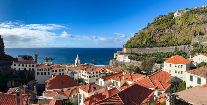 Blick auf Ponta de Sol auf Madeira (Portugal)