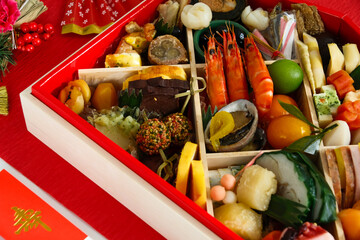 おせち料理のイメージ素材（赤背景）