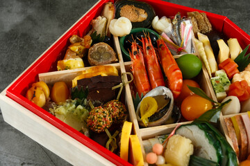 おせち料理のイメージ素材（黒背景）